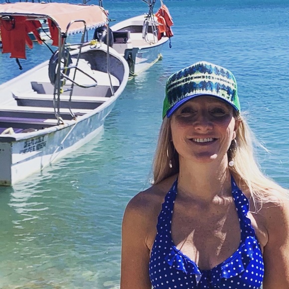 Meet your Posher, Demelza - Picture 2 of 5